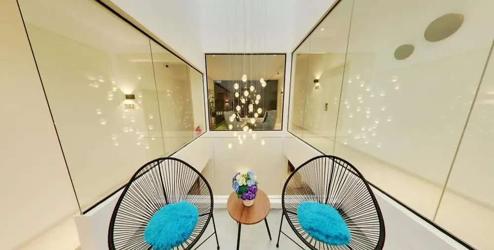 Modern Cave Boutique Stay Малакка